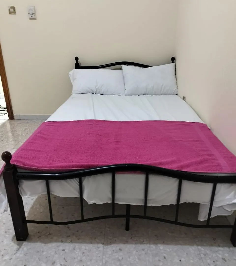 אבו דאבי Hussaini Home בית כפרי אבו דאבי
